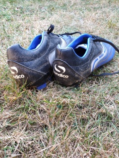 Sondico boots size 1