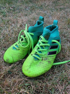 Addidas boots size 10 (kids)
